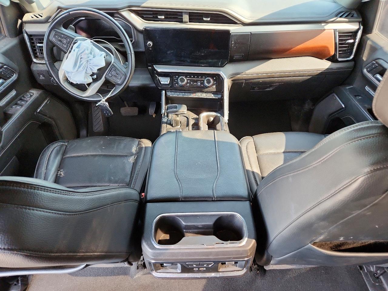 2024 GMC SIERRA