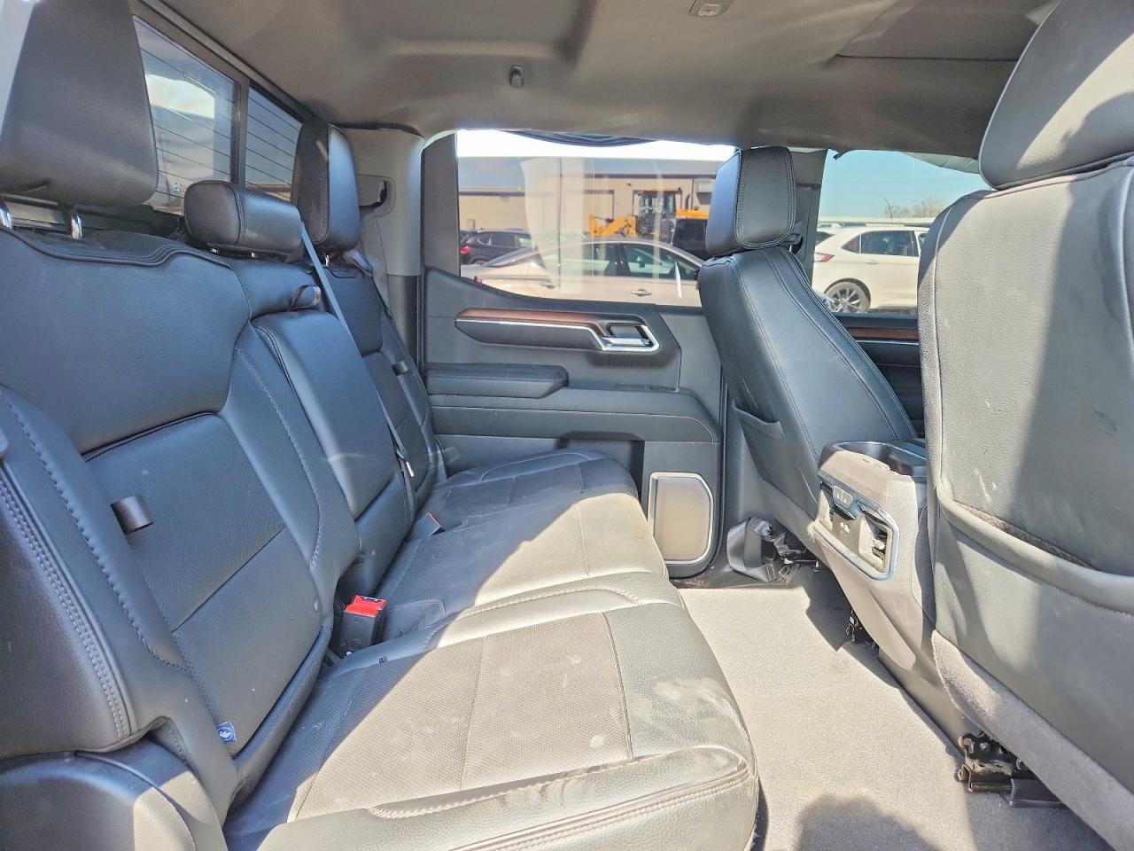 2024 GMC SIERRA