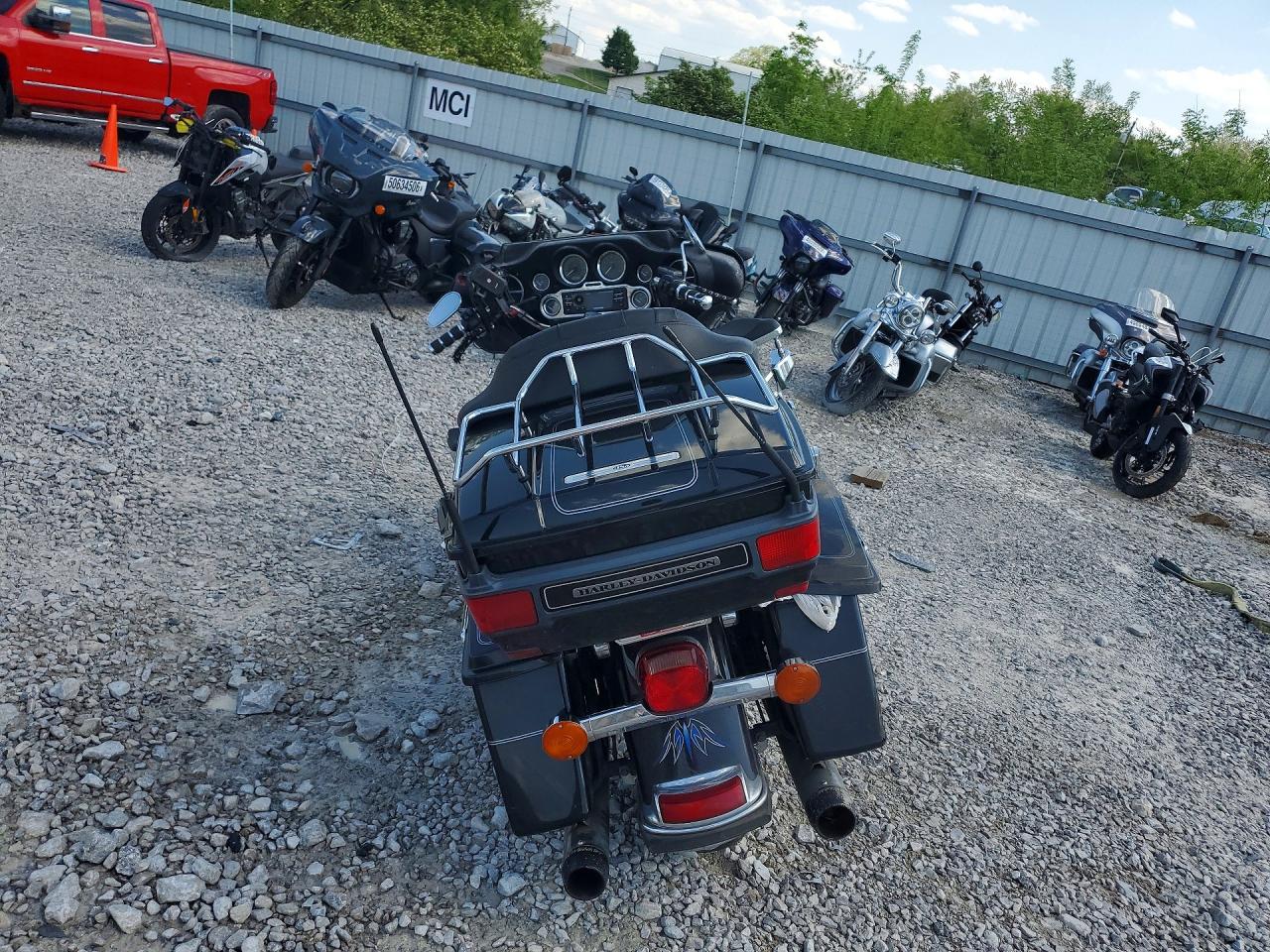 2009 HARLEY-DAVIDSON FL