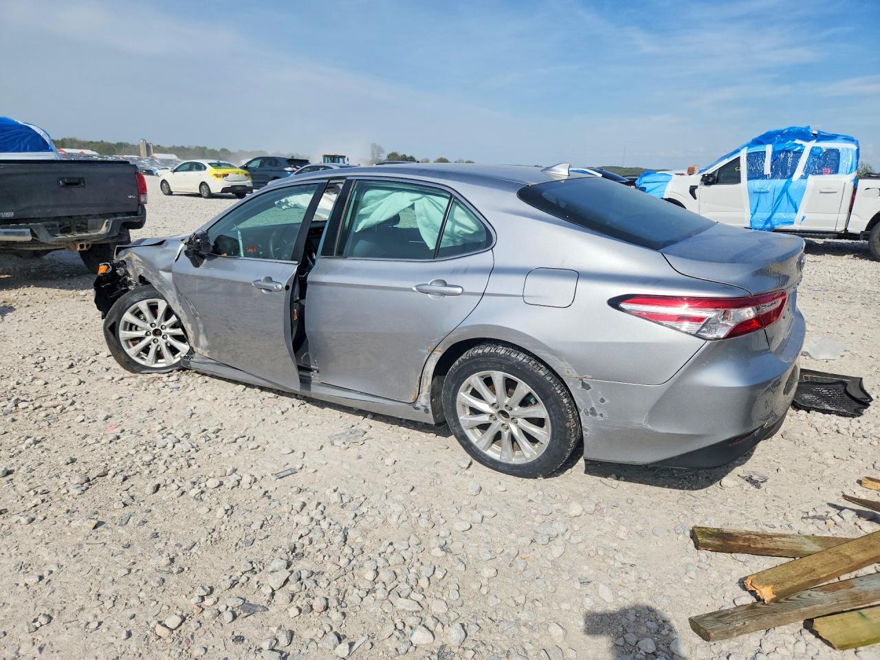 2020 TOYOTA CAMRY