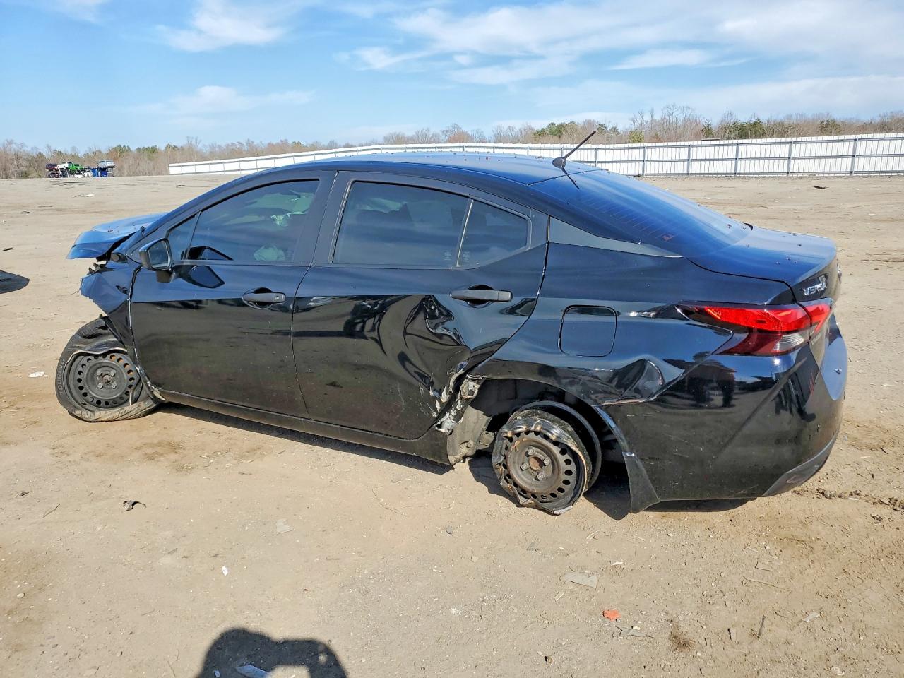 2021 NISSAN VERSA