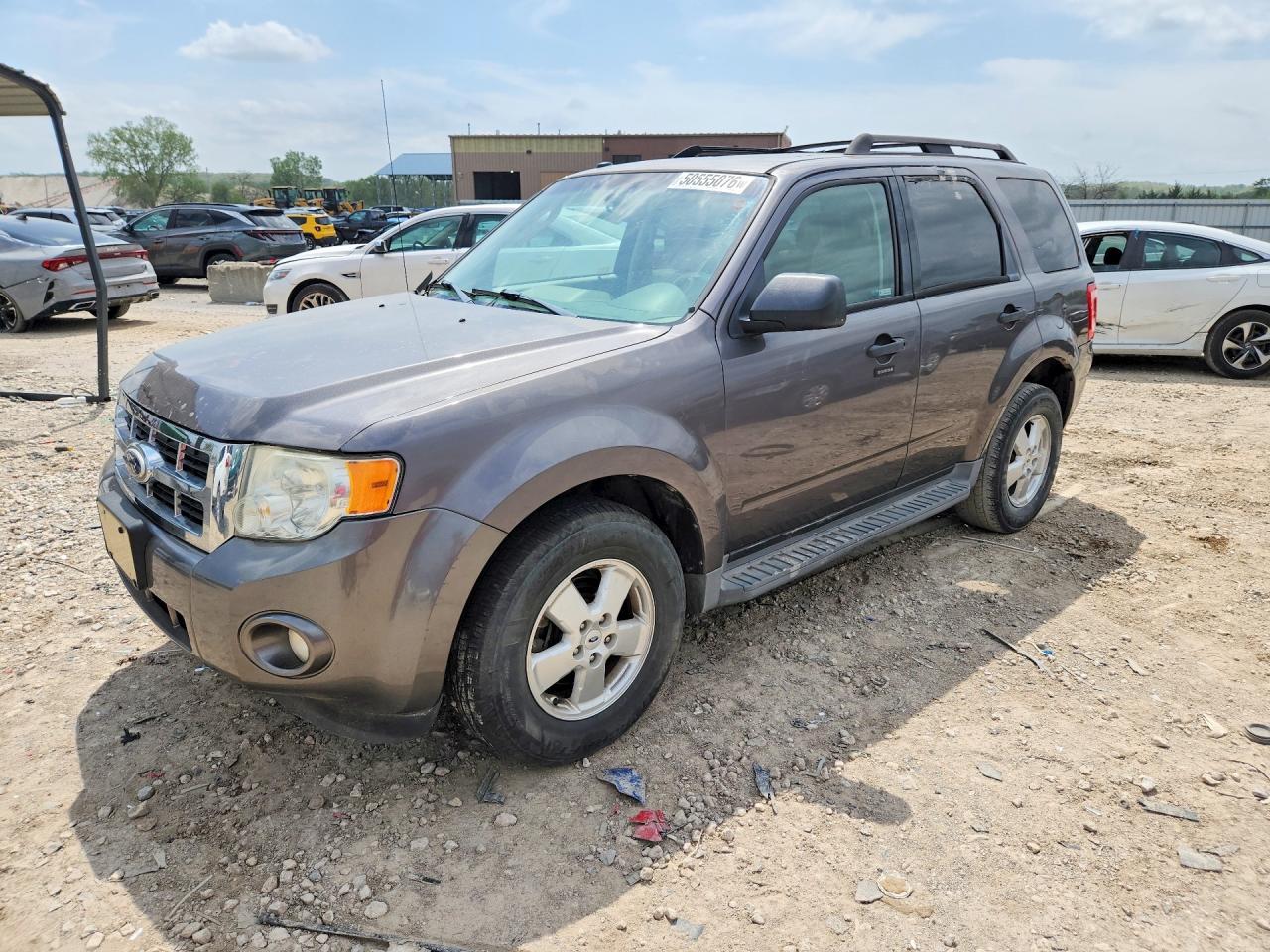 2011 FORD ESCAPE