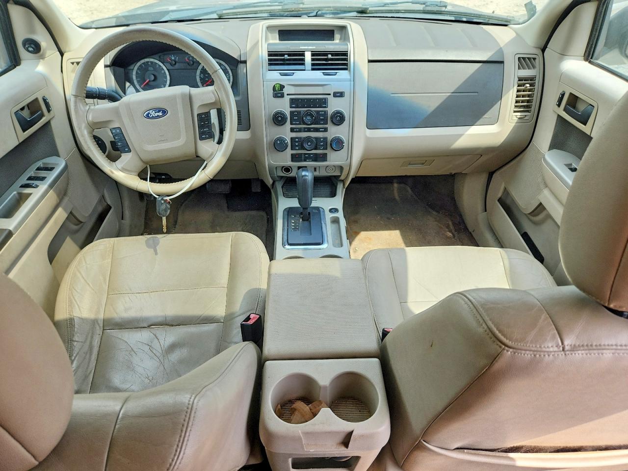 2011 FORD ESCAPE