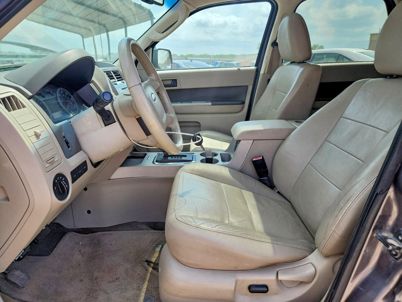 2011 FORD ESCAPE