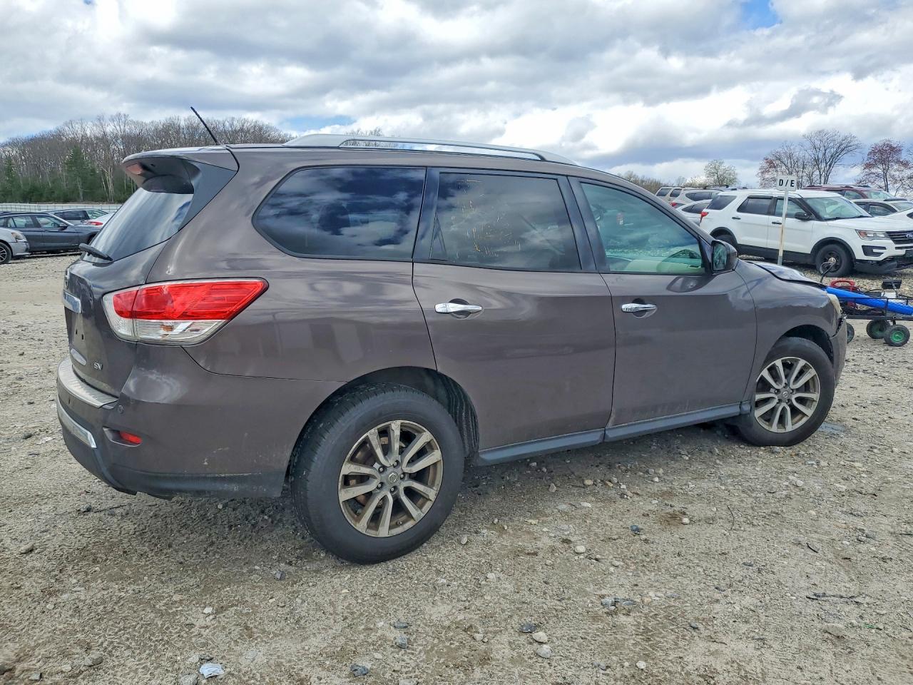 2016 NISSAN PATHFINDER