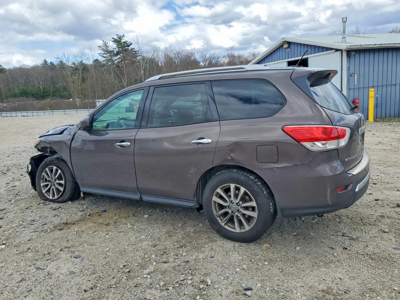 2016 NISSAN PATHFINDER