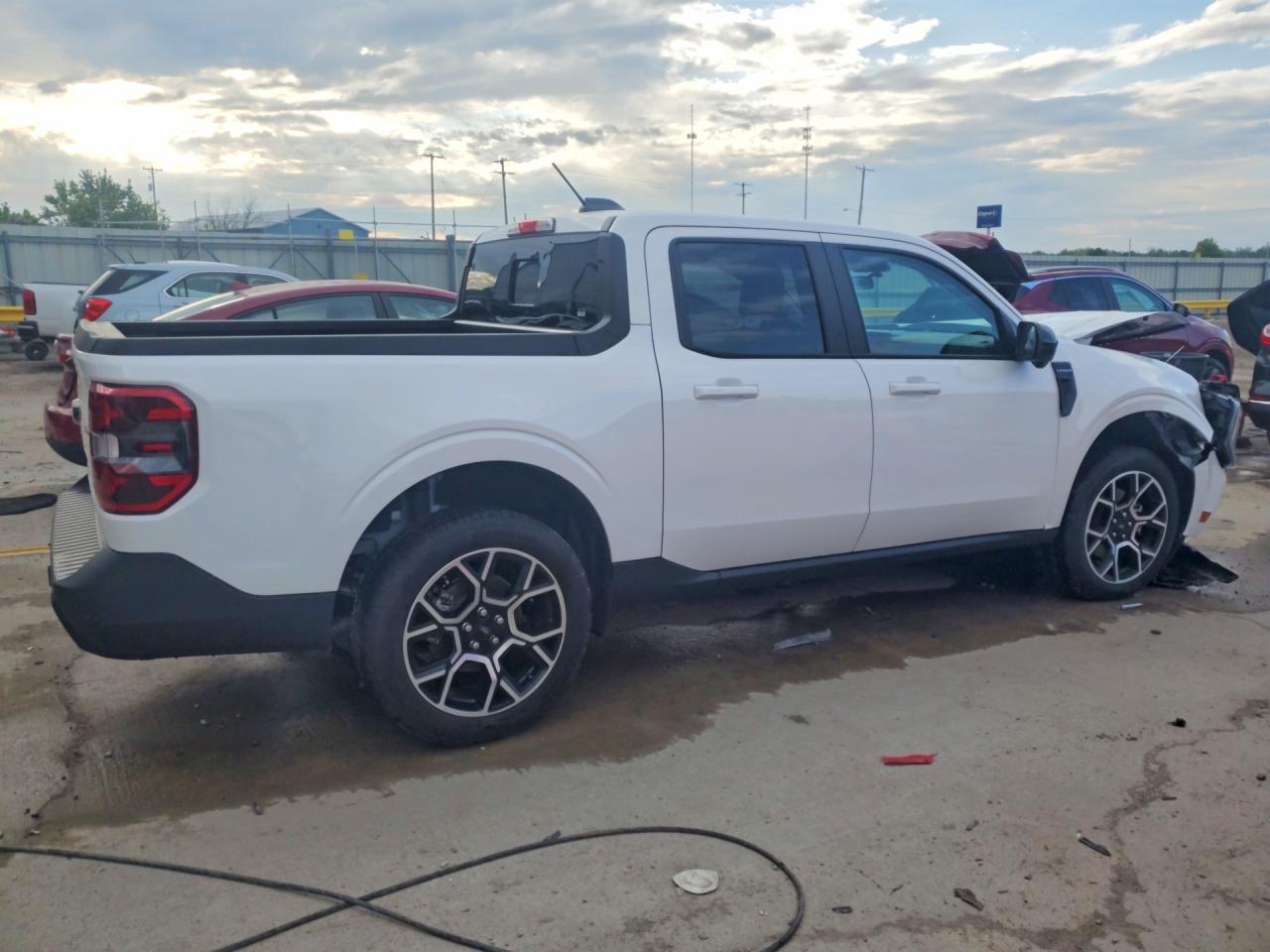 2025 FORD MAVERICK