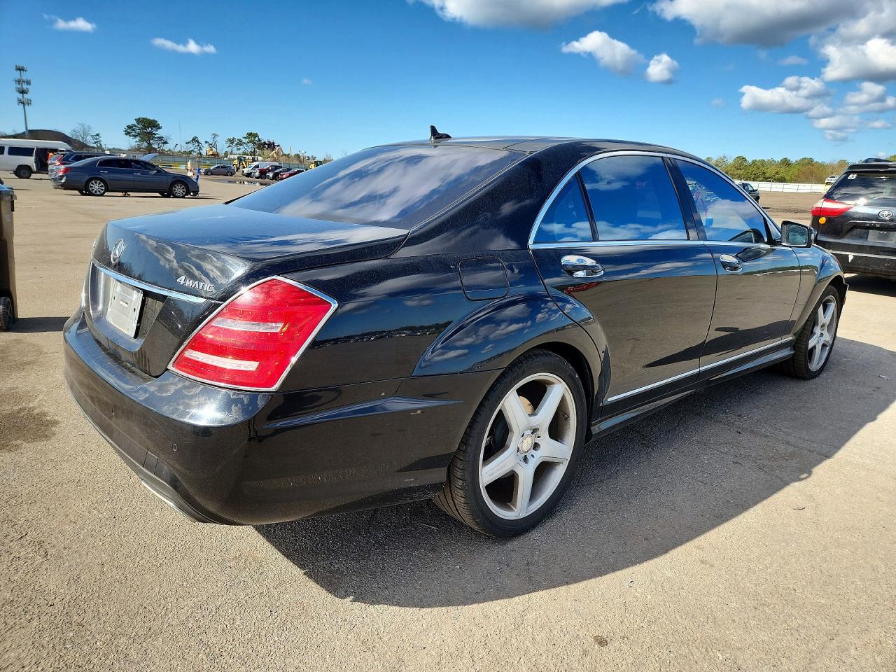2011 MERCEDES-BENZ S-CLASS