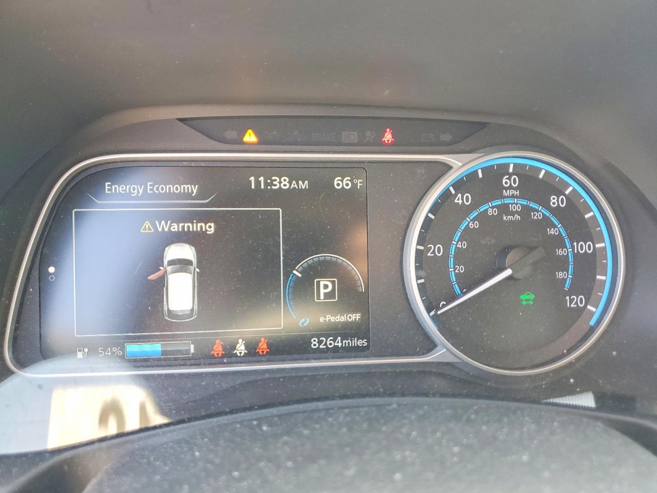 2023 NISSAN LEAF