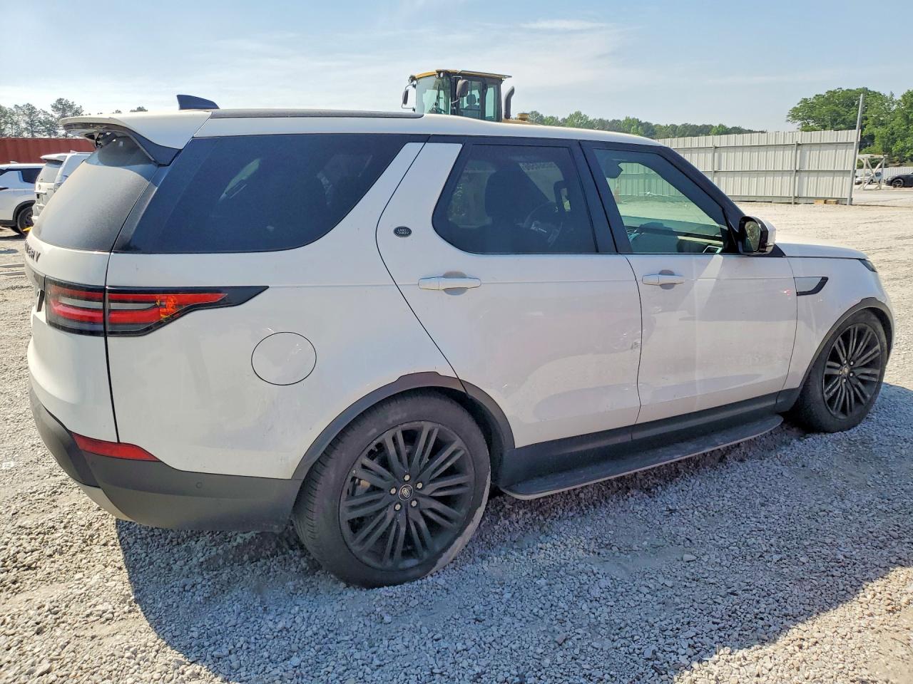 2018 LAND ROVER DISCOVERY
