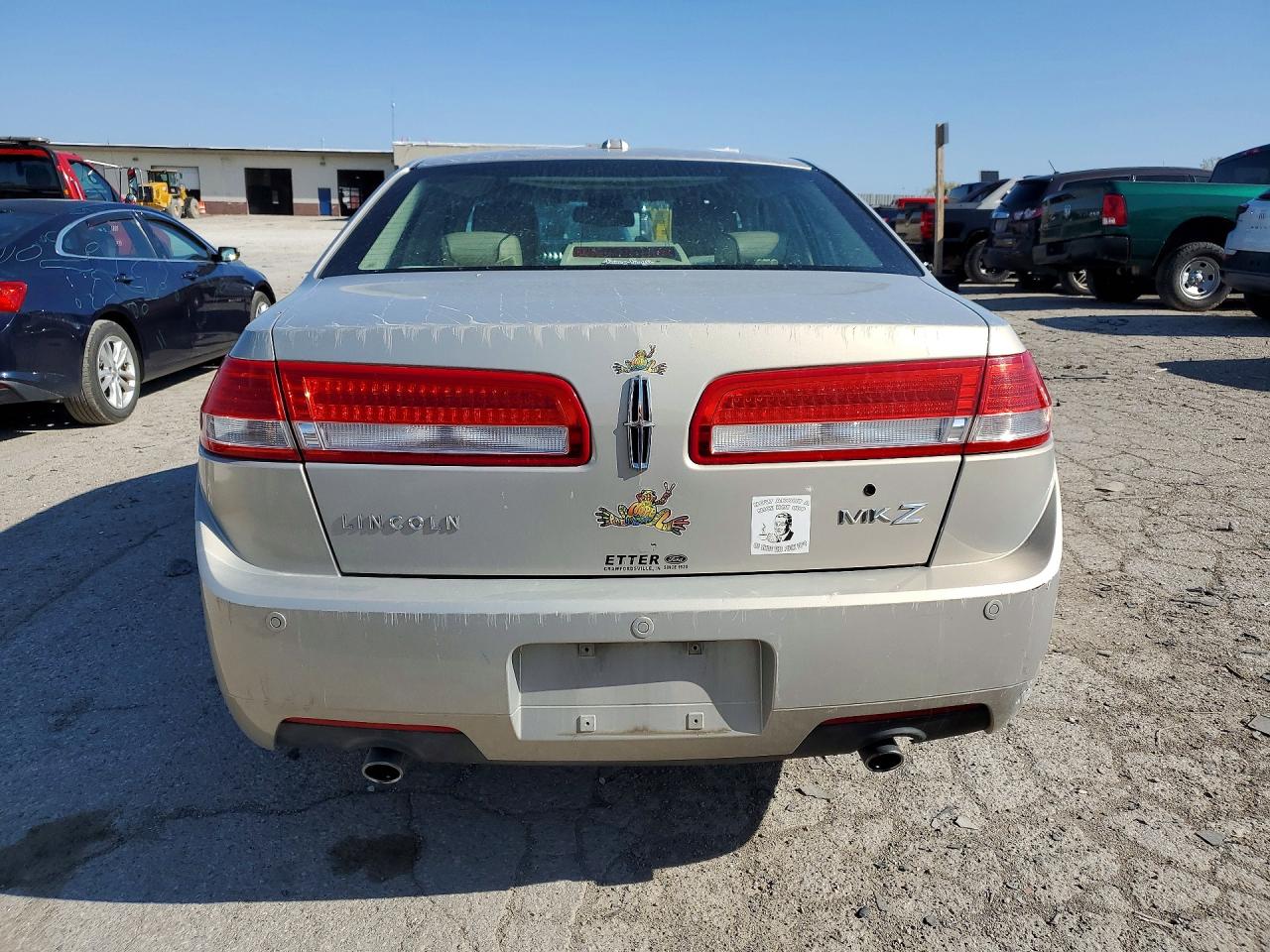 2010 LINCOLN TOWNHOUSE MKZ
