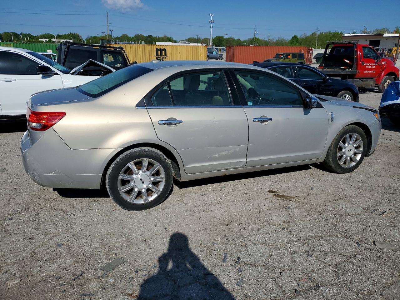 2010 LINCOLN TOWNHOUSE MKZ