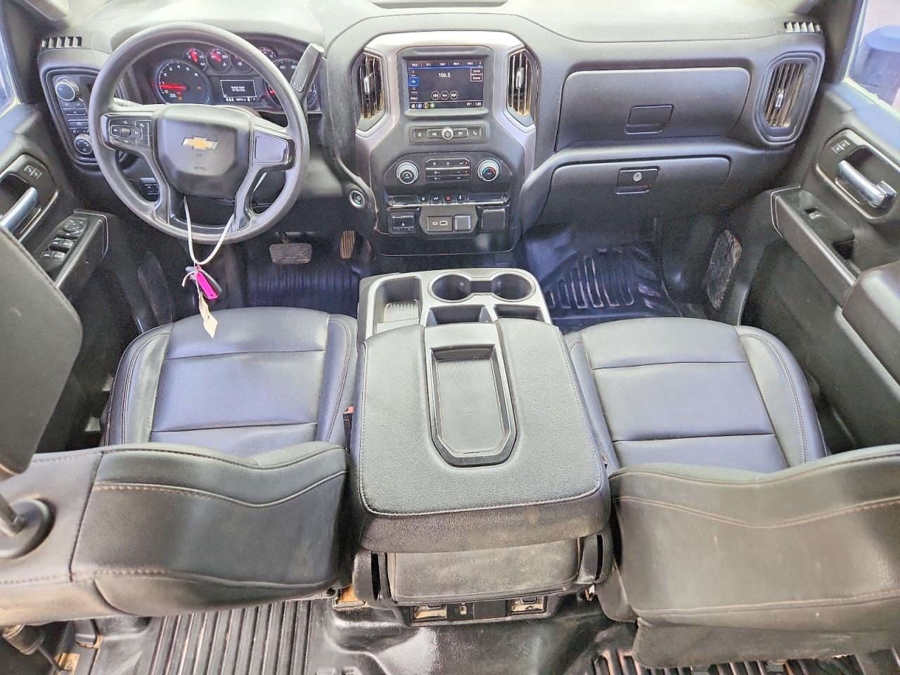 2024 CHEVROLET SILVERADO