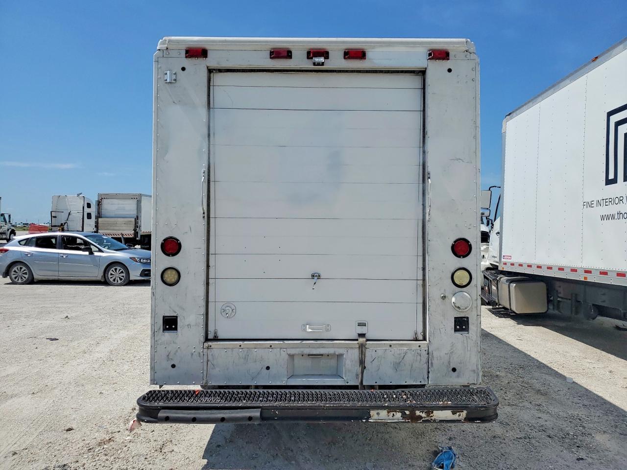 2001 FREIGHTLINER ALL OTHER