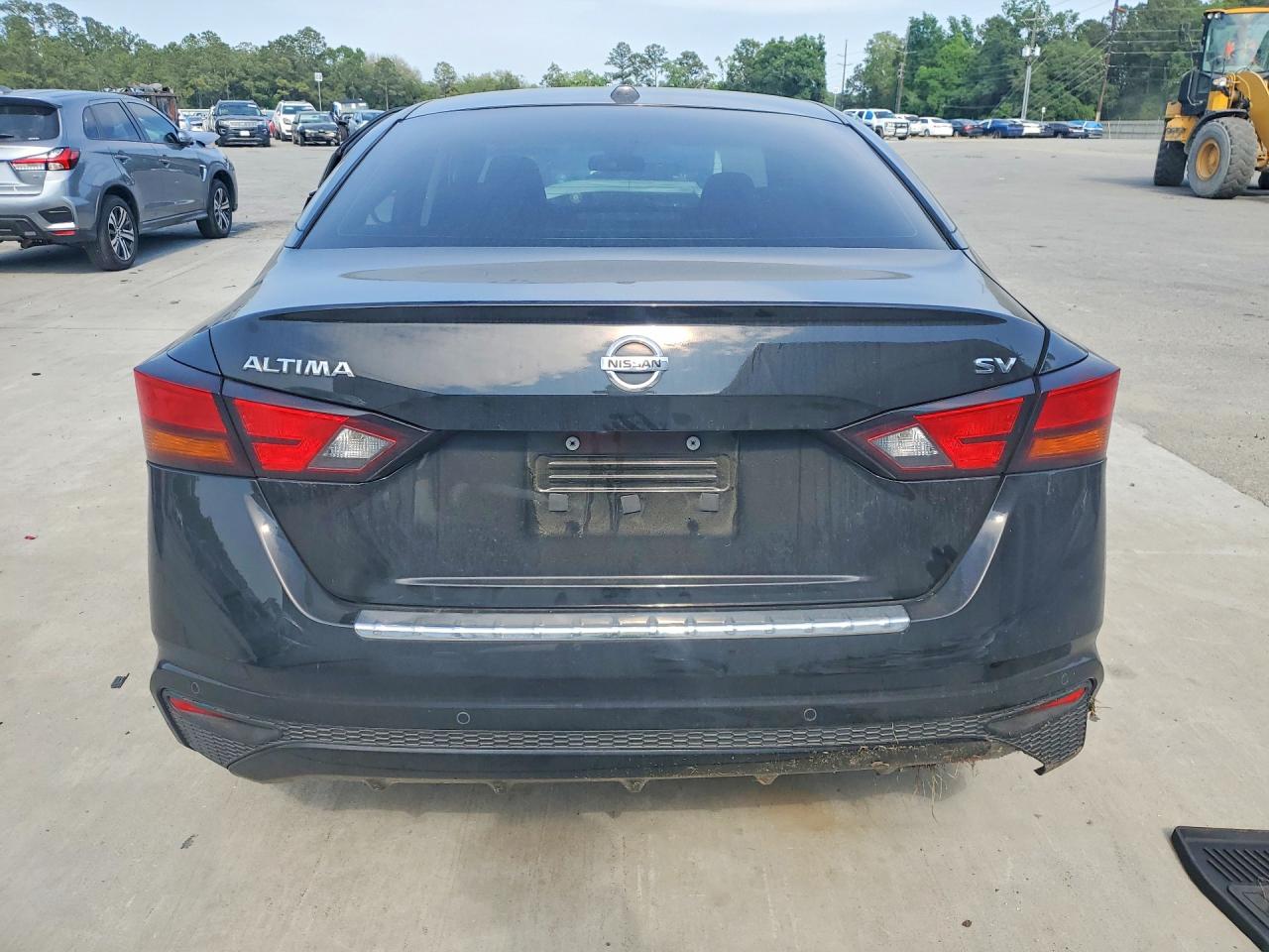 2022 NISSAN ALTIMA