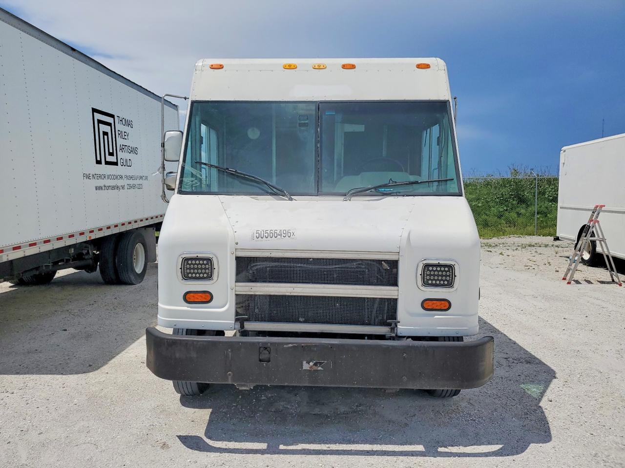 2004 WORKHORSE ALL OTHER
