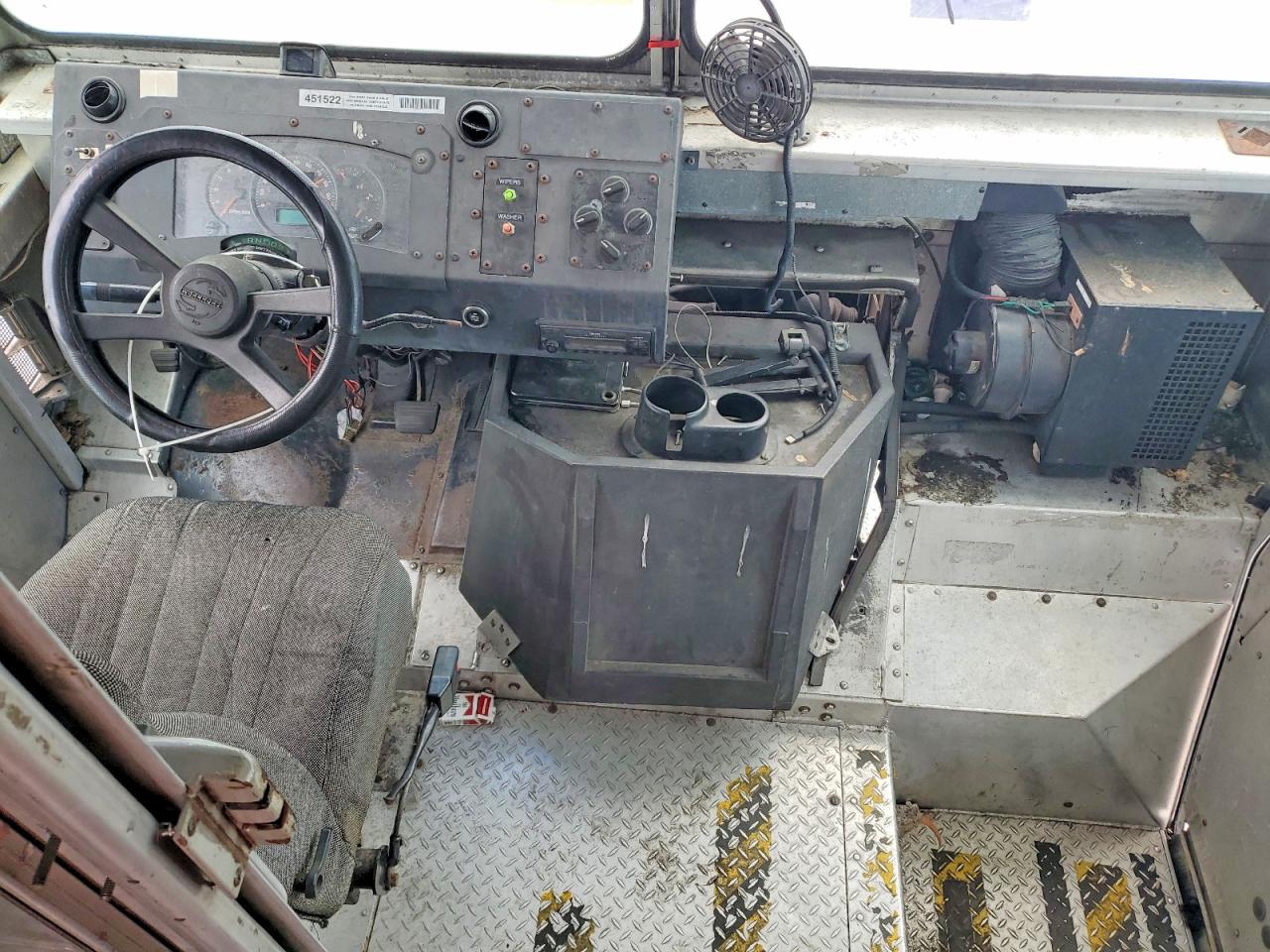 2004 WORKHORSE ALL OTHER
