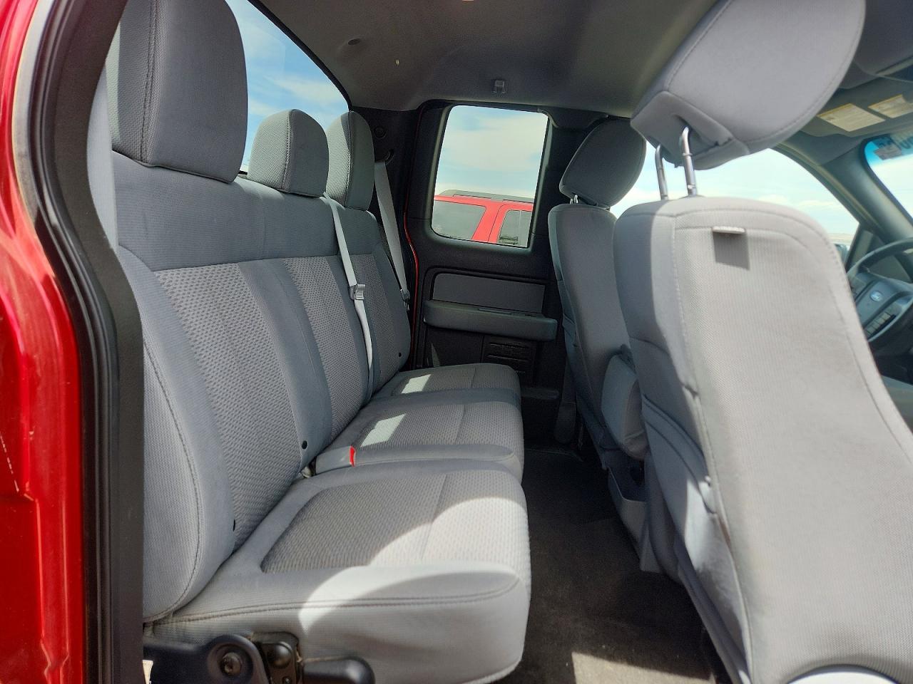 2012 FORD F150