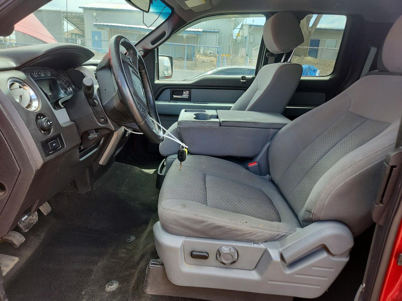 2012 FORD F150