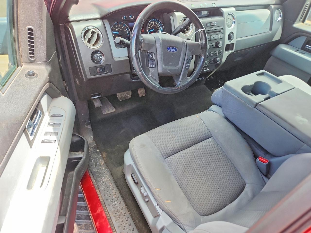 2012 FORD F150