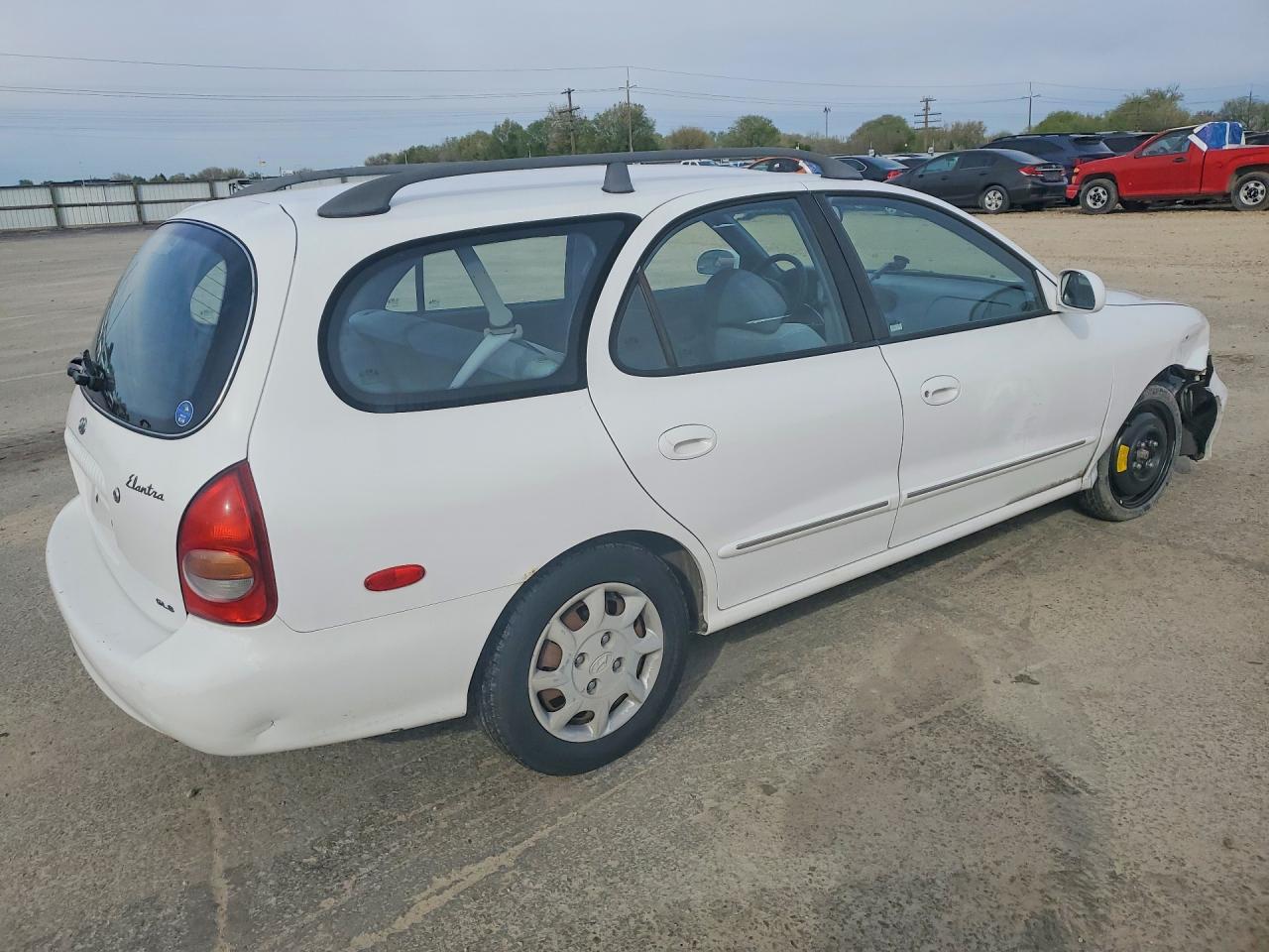 2000 HYUNDAI ELANTRA
