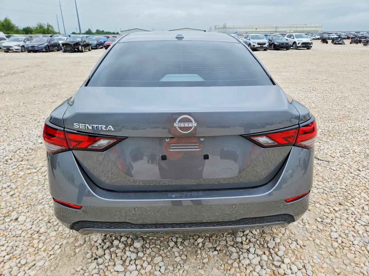 2025 NISSAN SENTRA