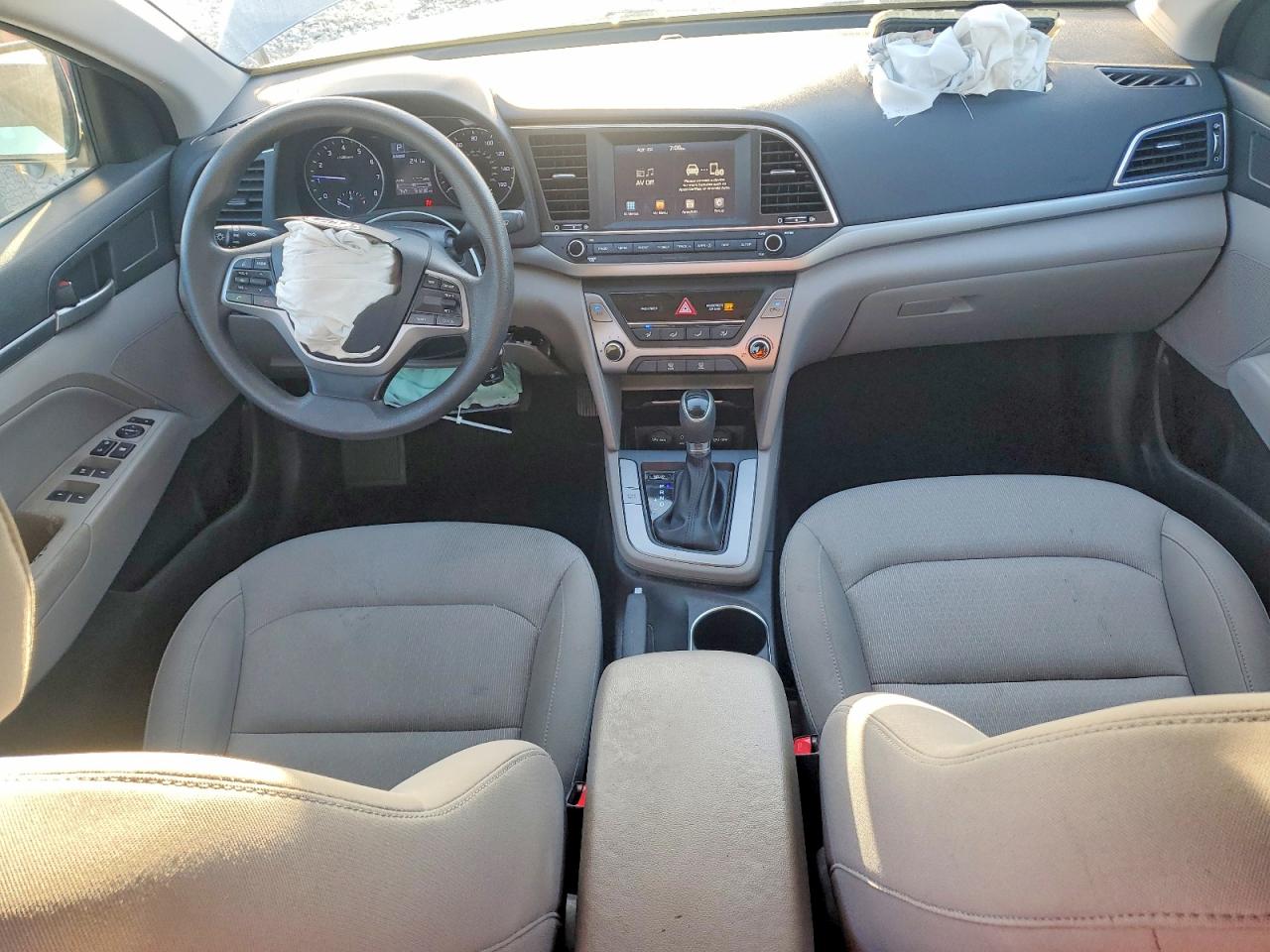 2017 HYUNDAI ELANTRA