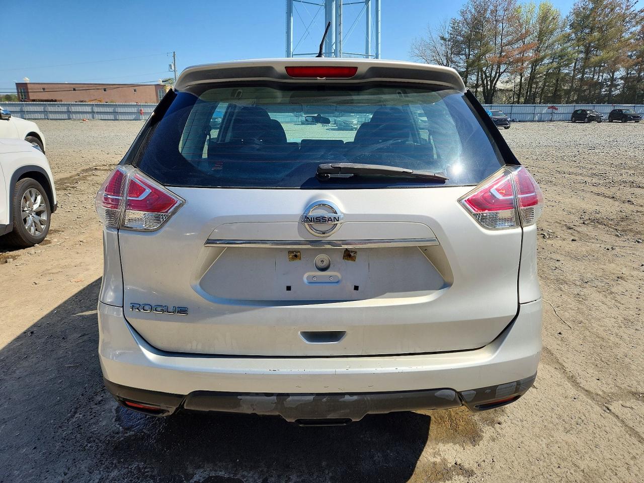 2016 NISSAN ROGUE