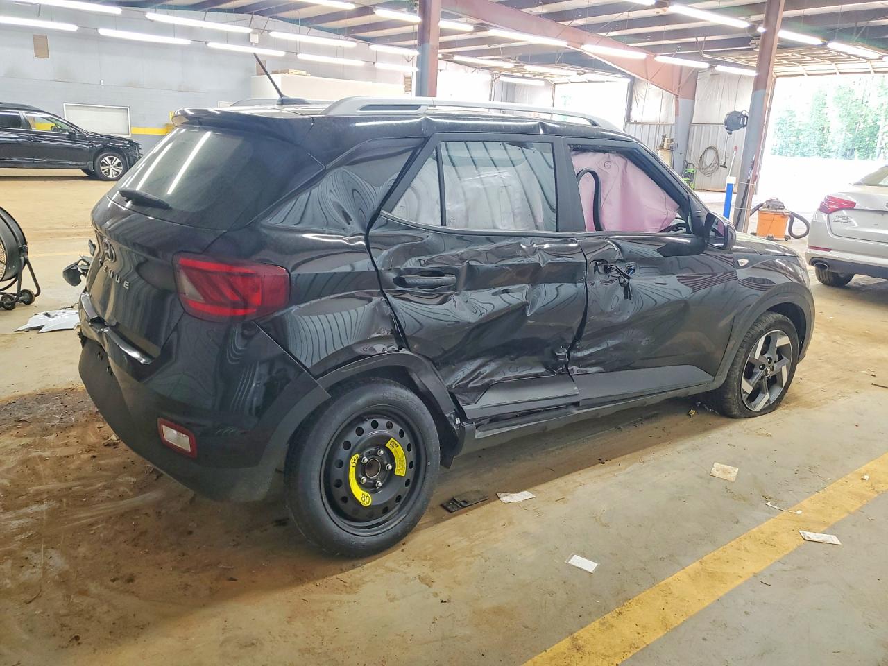 2025 HYUNDAI VENUE