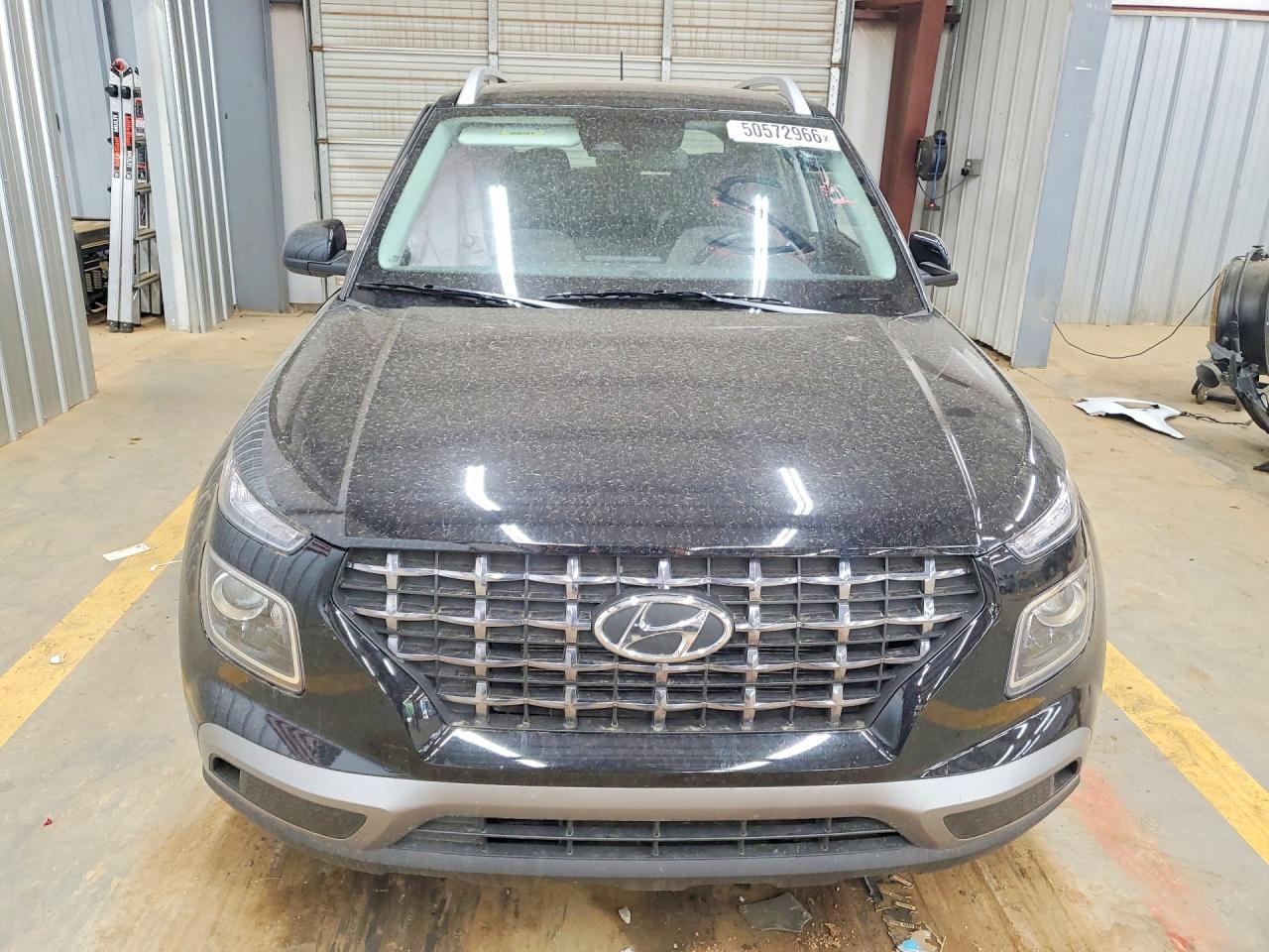 2025 HYUNDAI VENUE