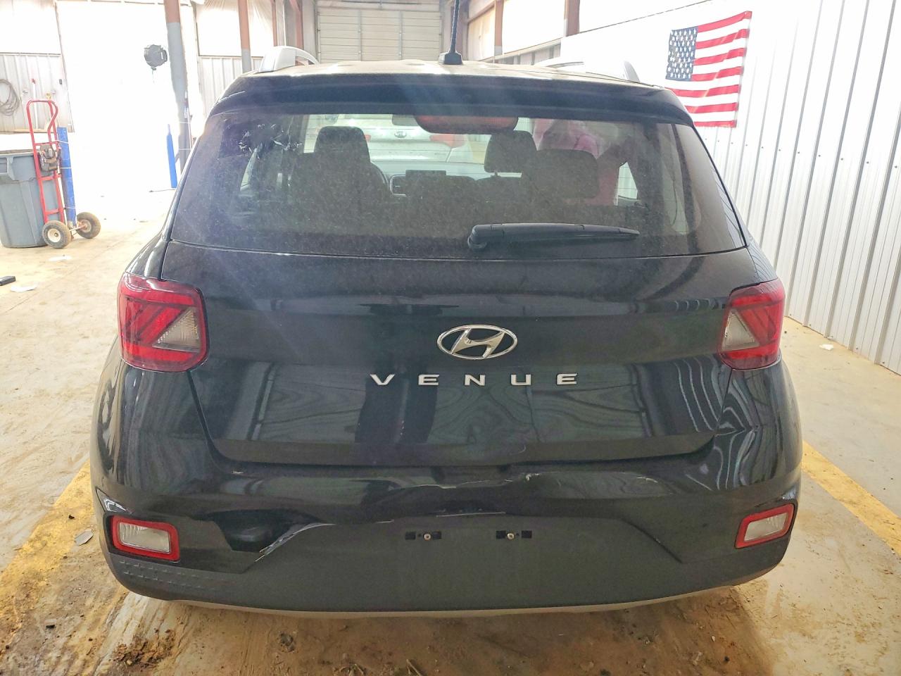 2025 HYUNDAI VENUE