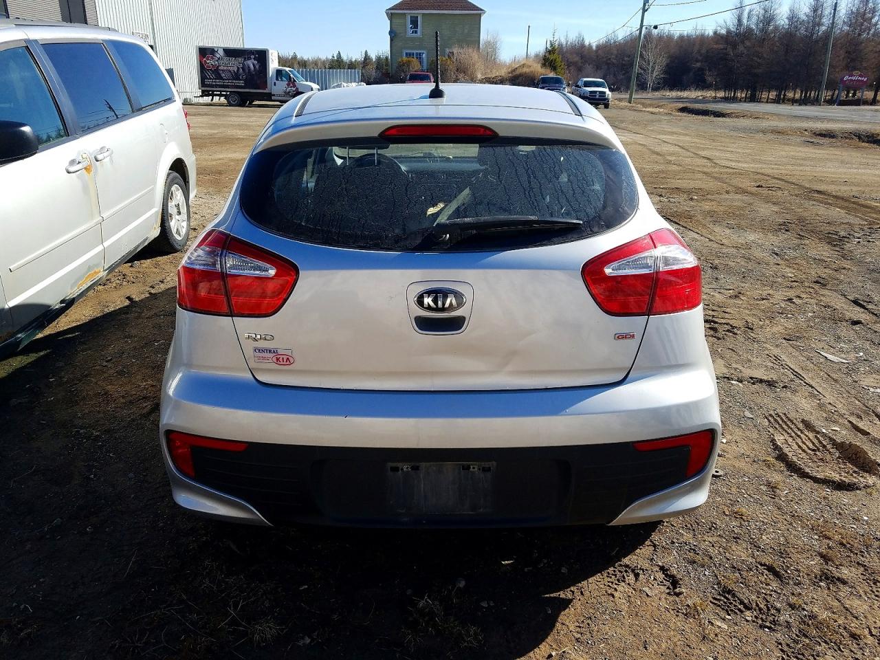 2016 KIA RIO