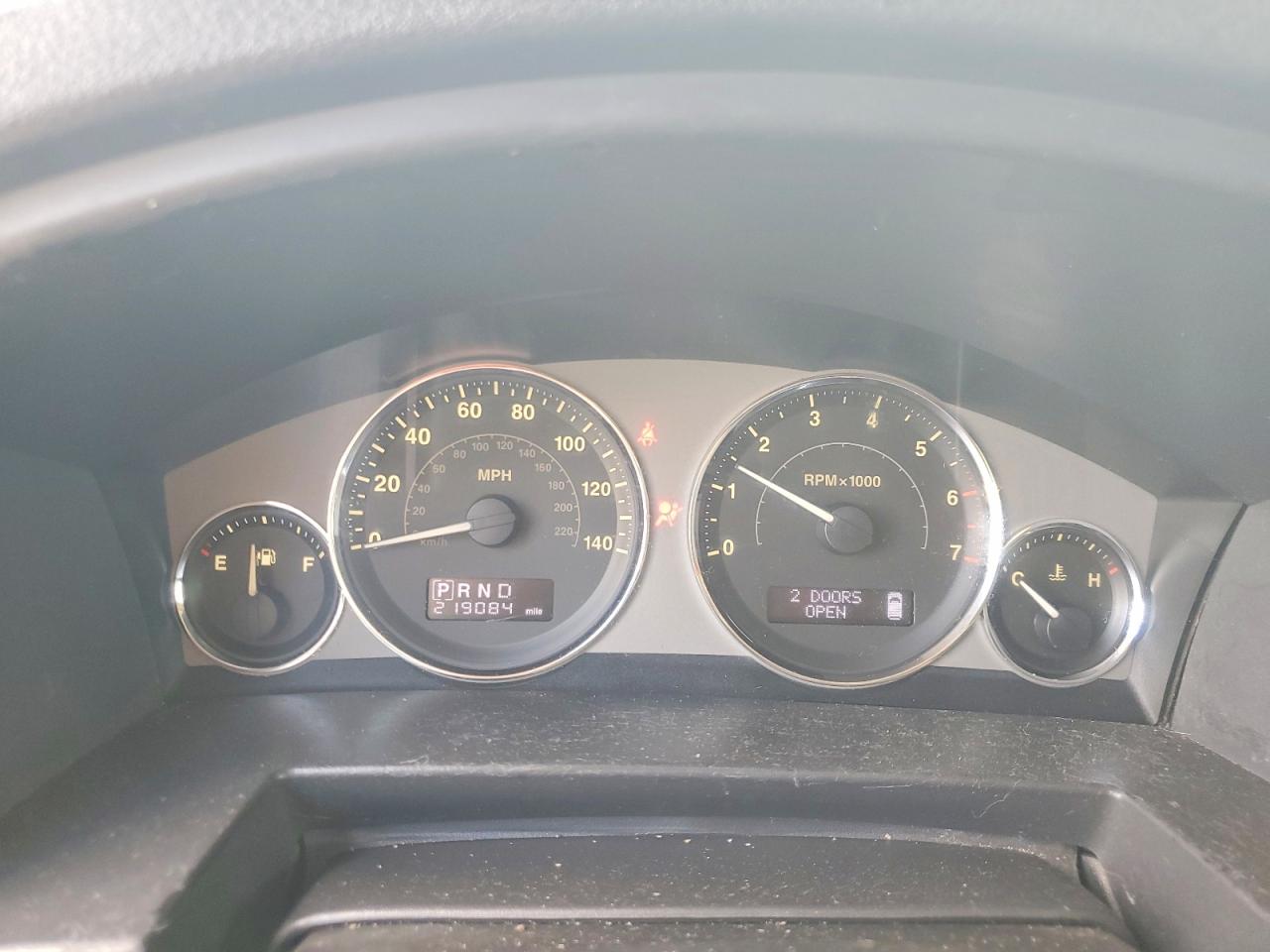 2010 JEEP COMMANDER