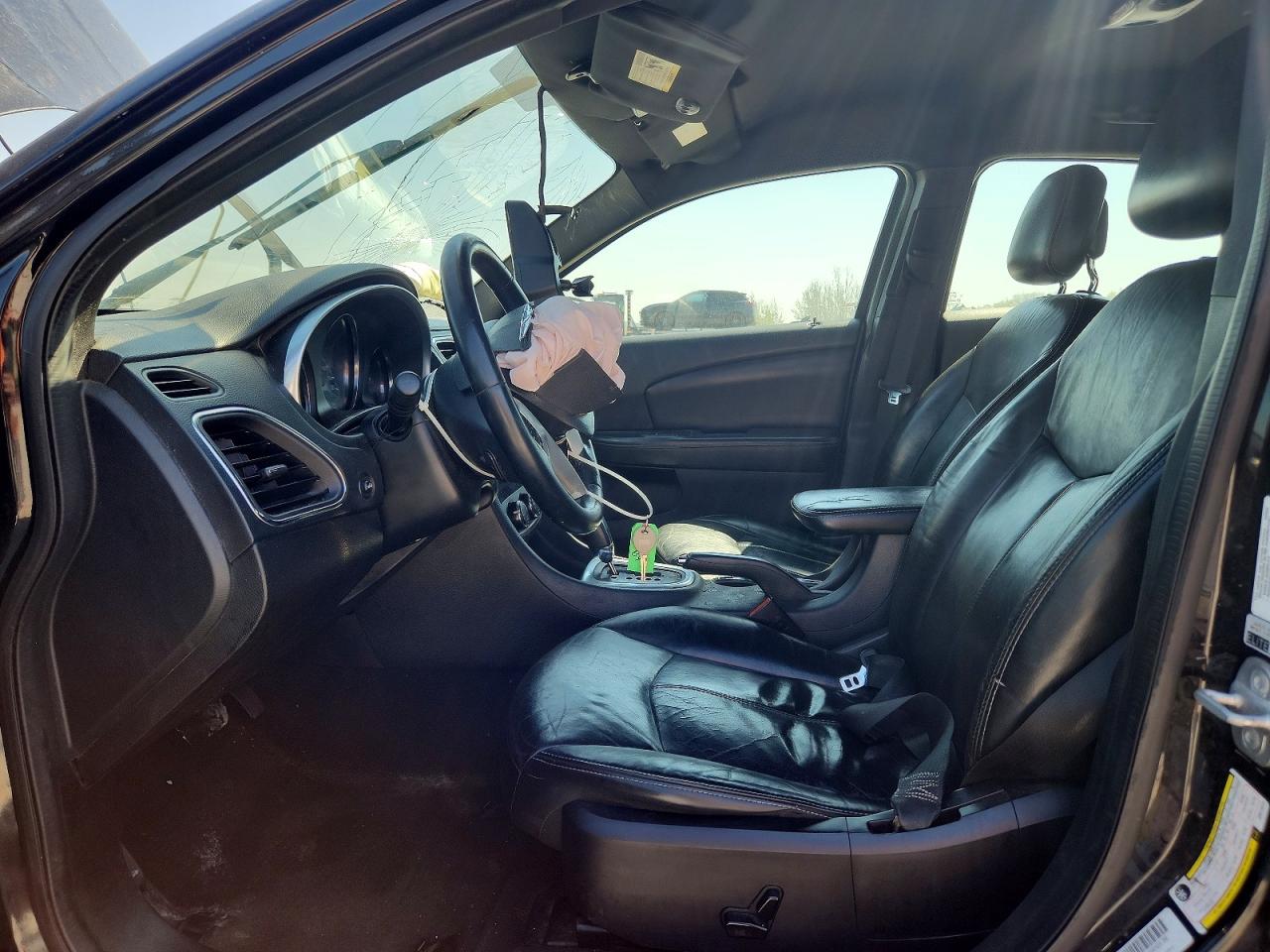 2013 CHRYSLER 200