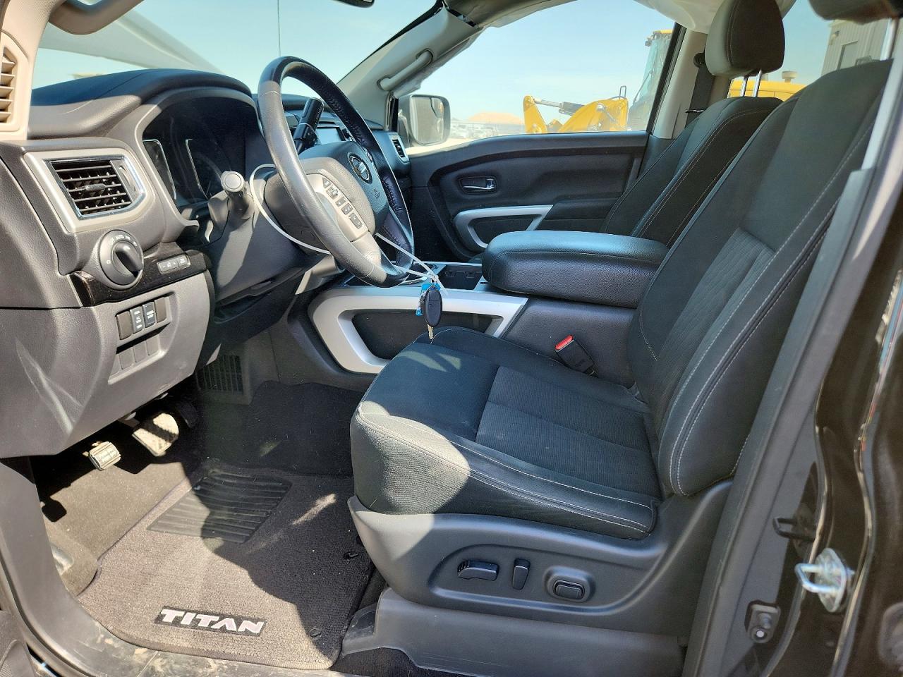 2019 NISSAN TITAN