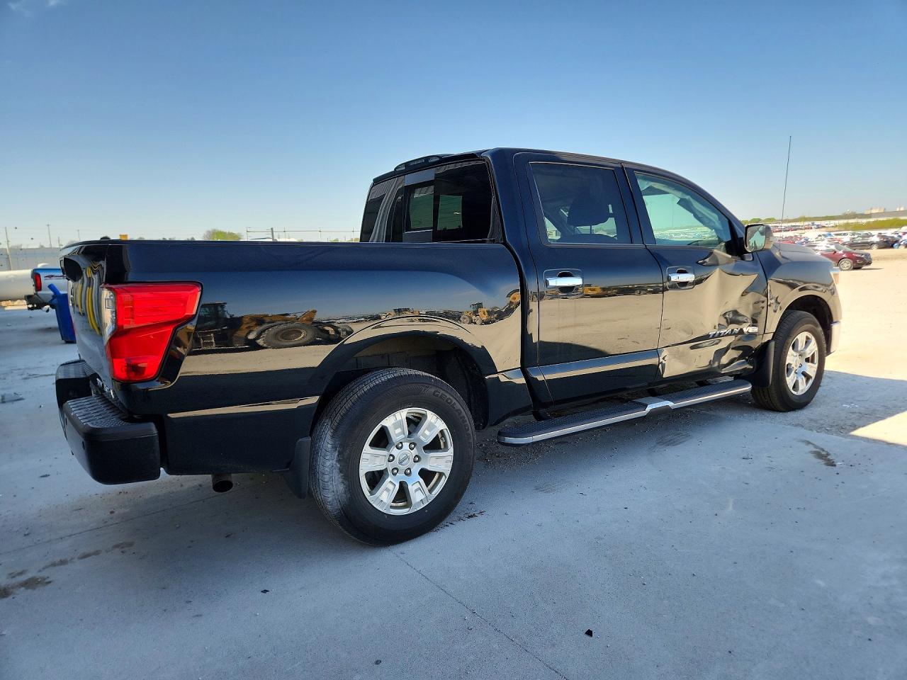 2019 NISSAN TITAN