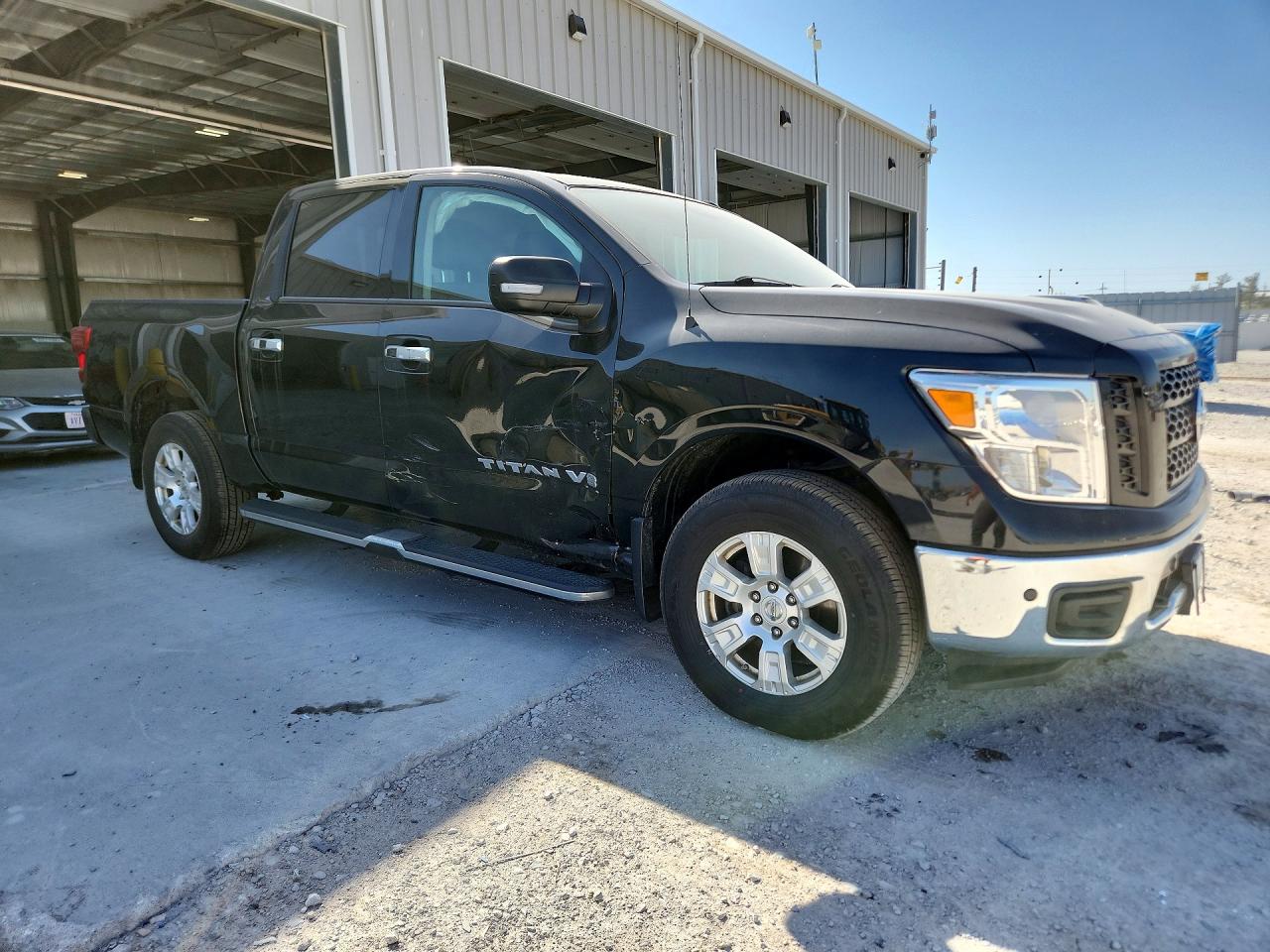 2019 NISSAN TITAN
