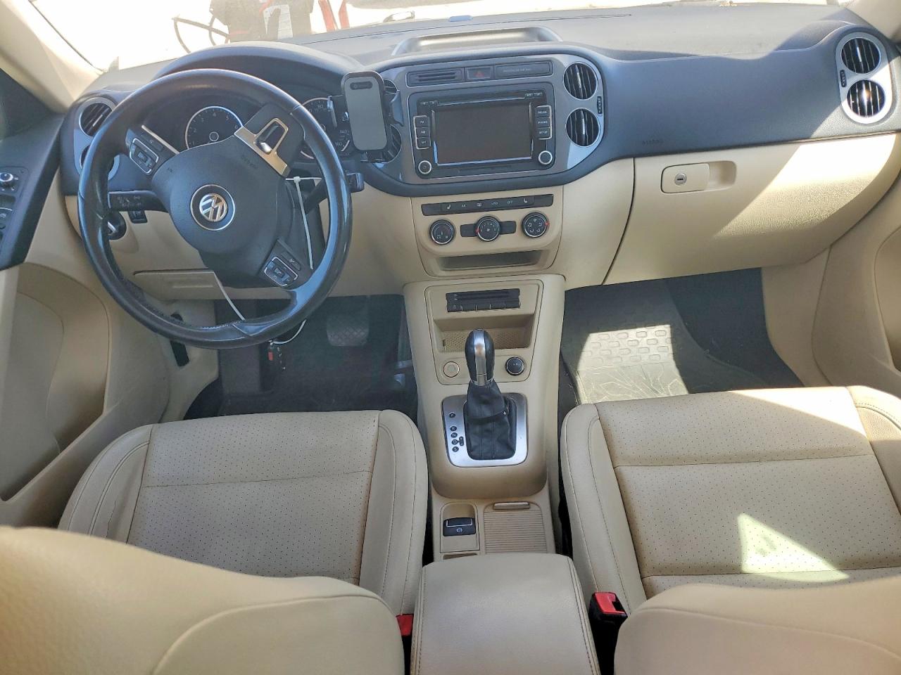 2014 VOLKSWAGEN TIGUAN