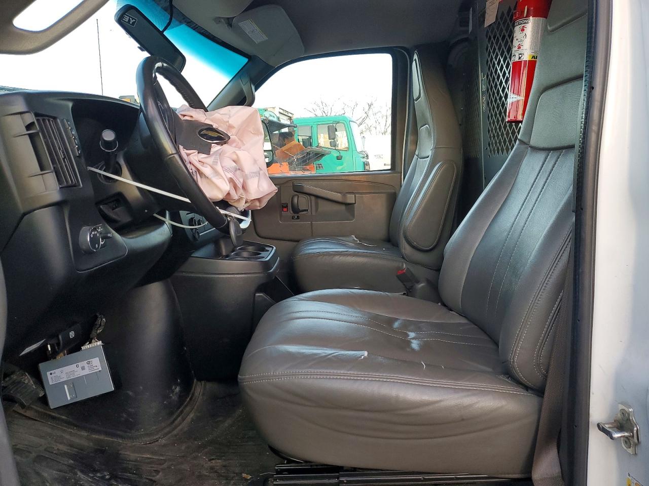 2020 CHEVROLET EXPRESS