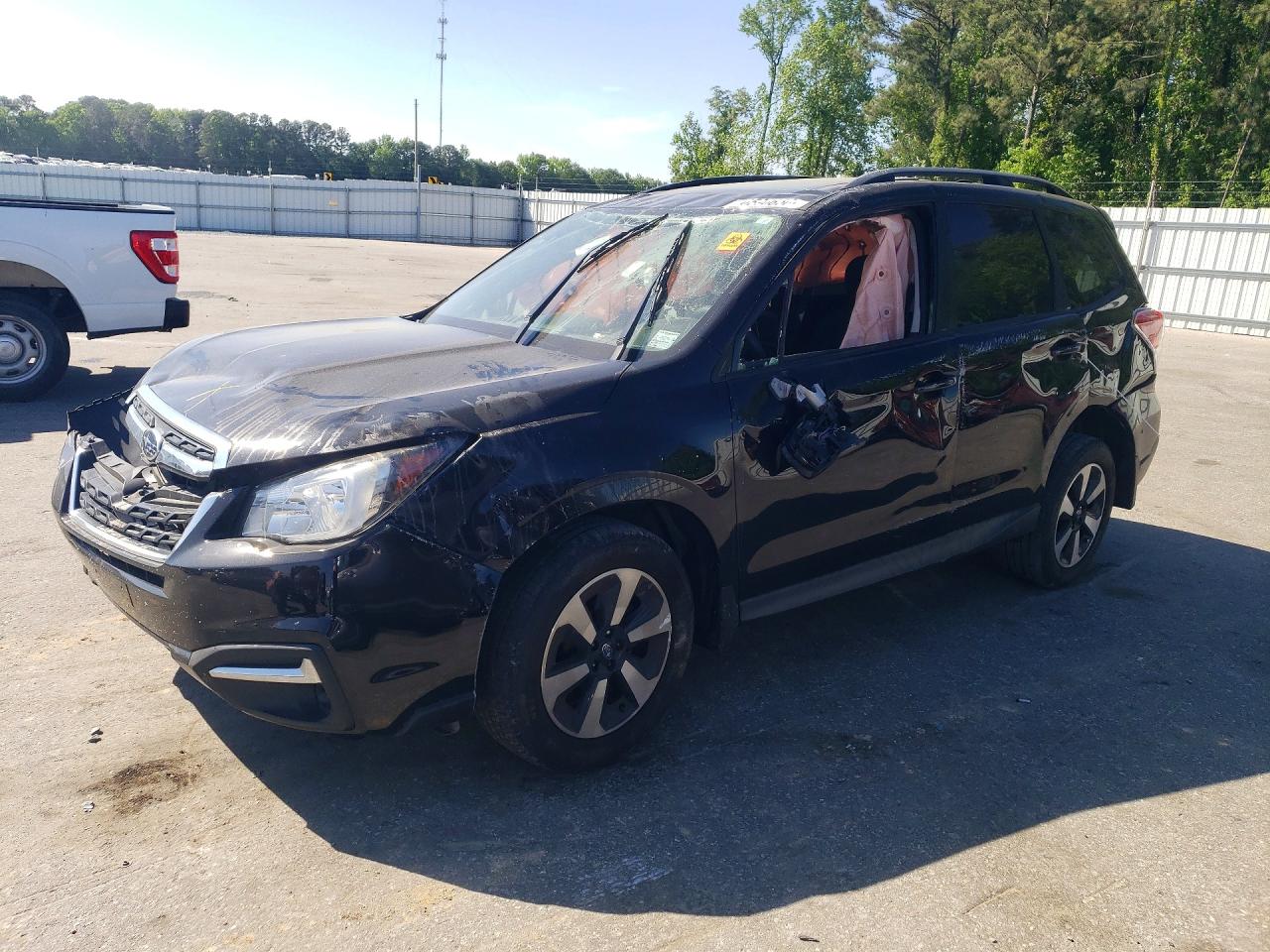 2017 SUBARU FORESTER