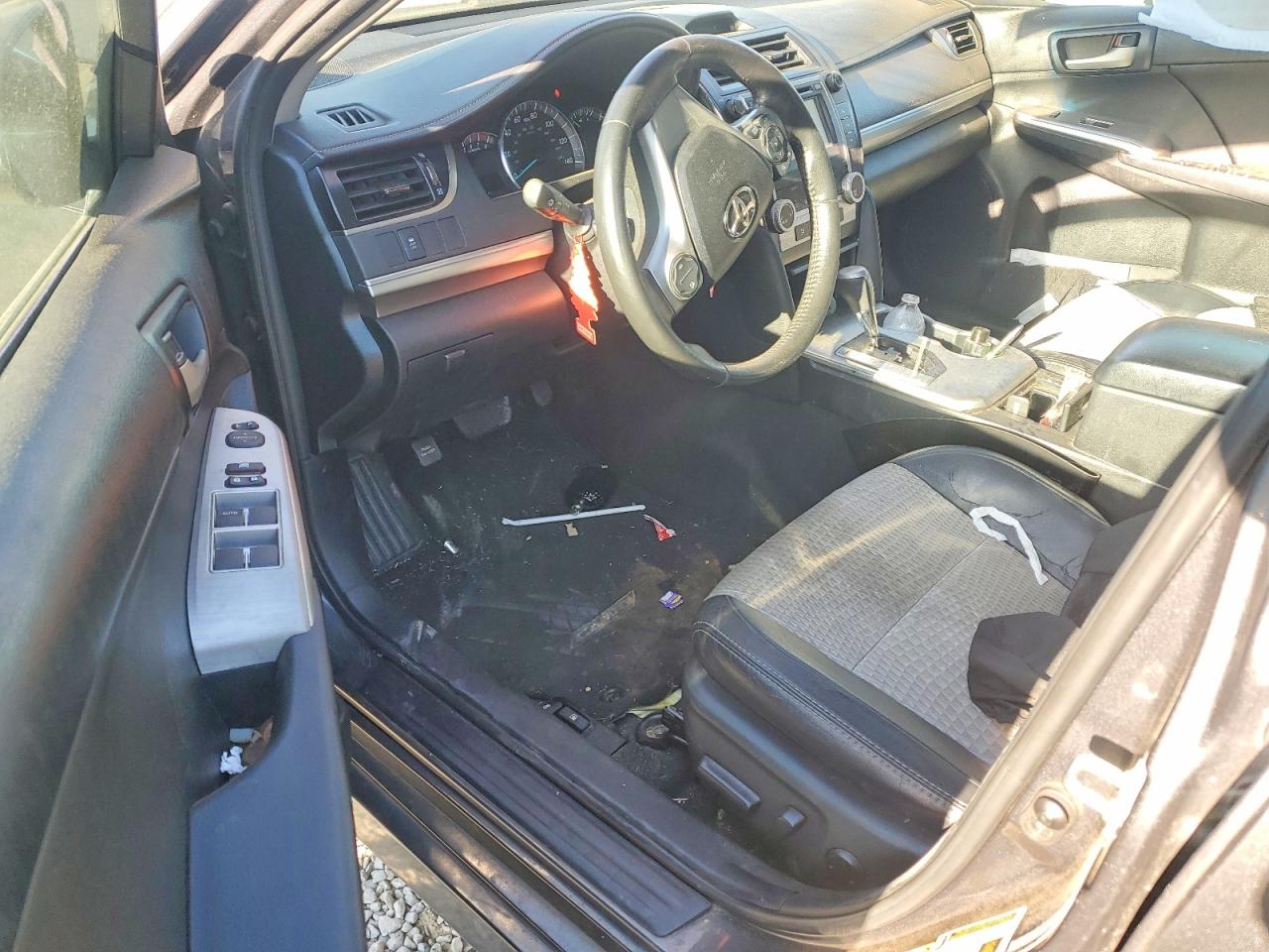 2013 TOYOTA CAMRY