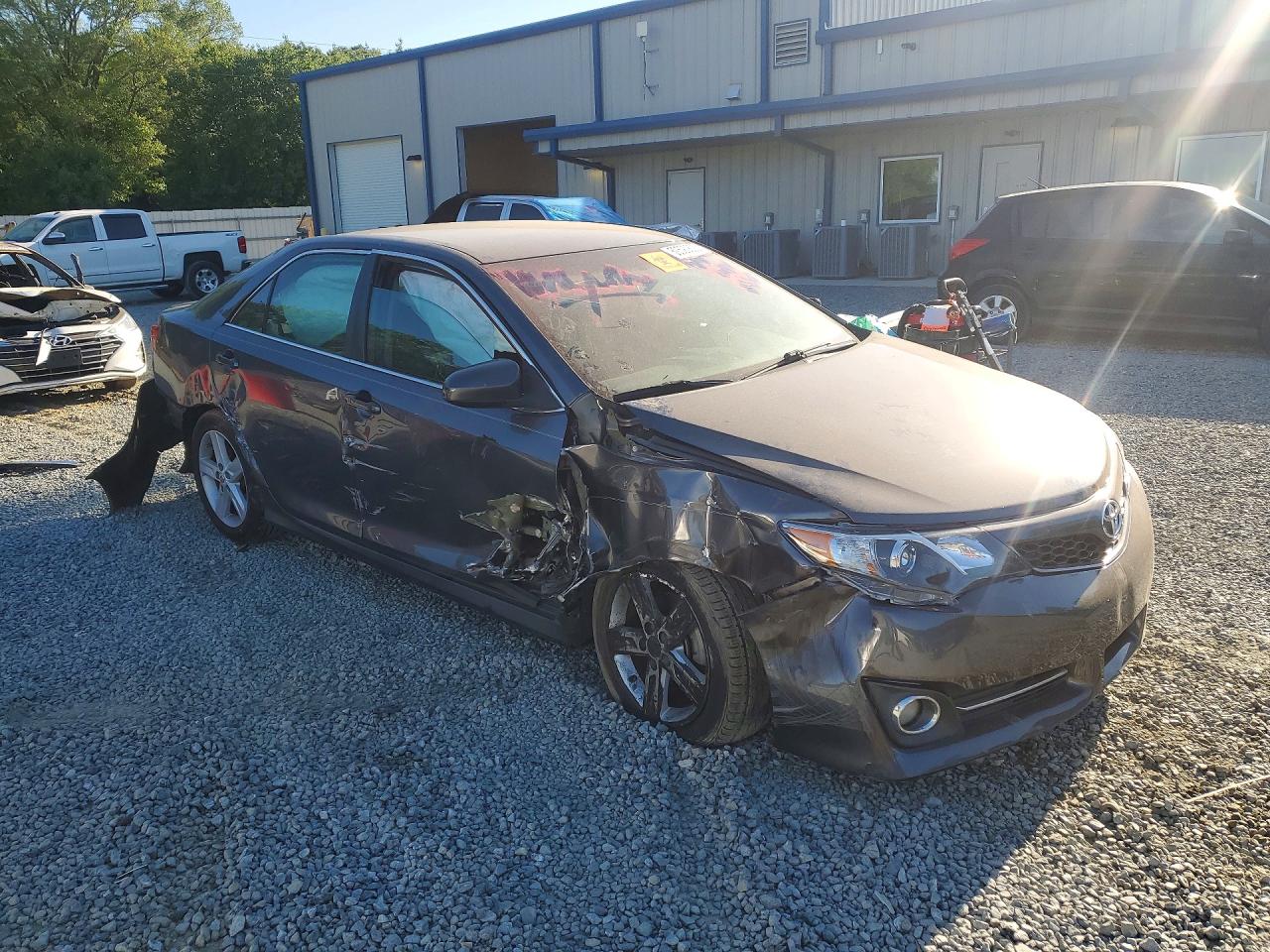 2013 TOYOTA CAMRY