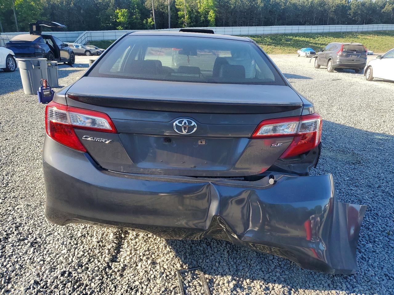 2013 TOYOTA CAMRY