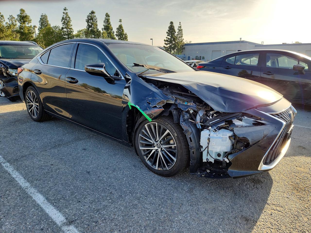2022 LEXUS ES250