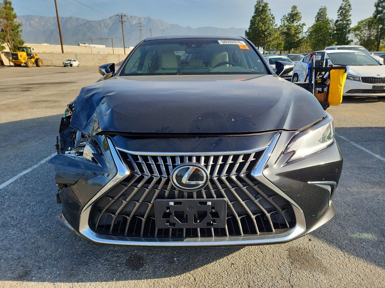 2022 LEXUS ES250