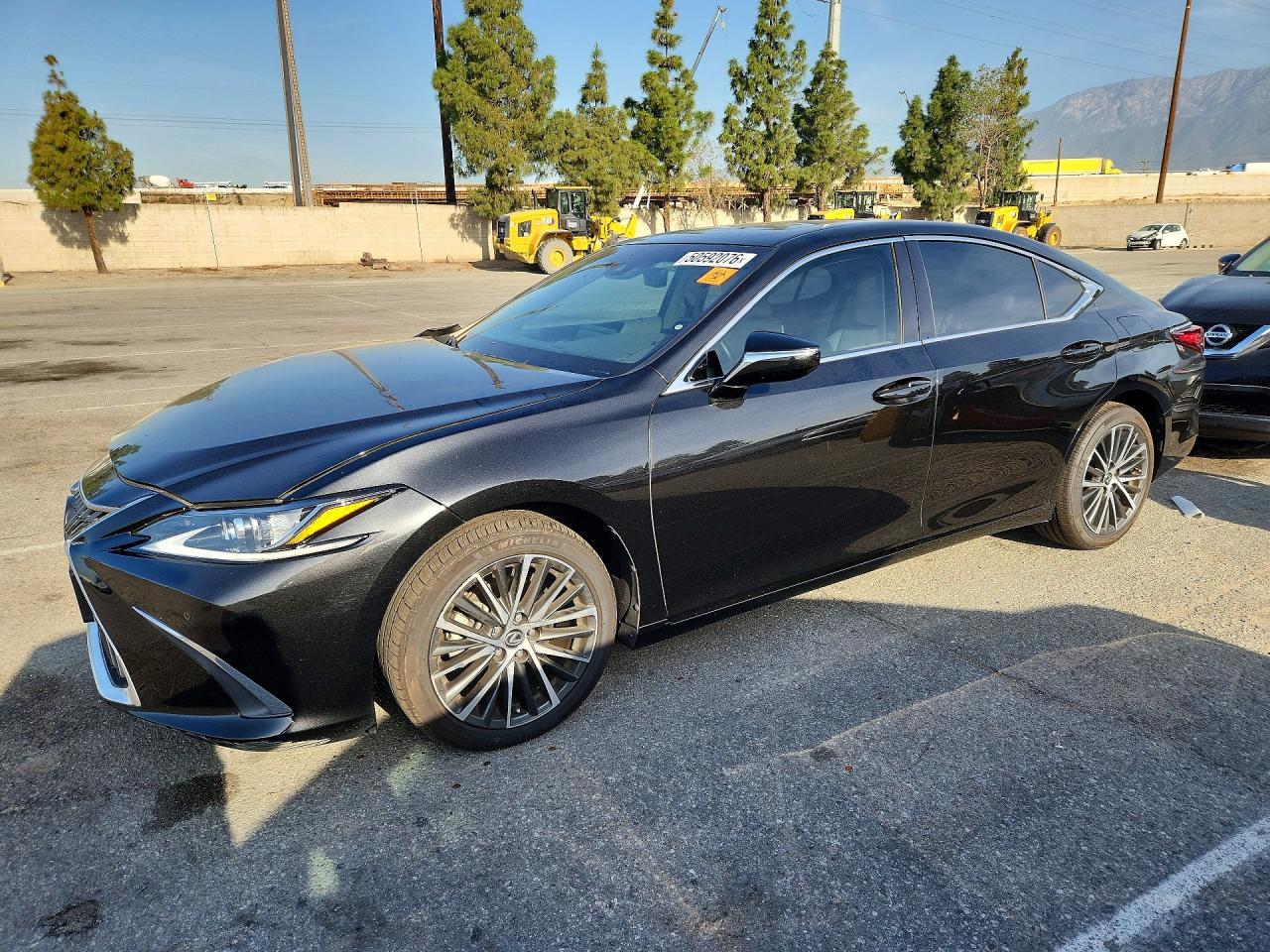 2022 LEXUS ES250