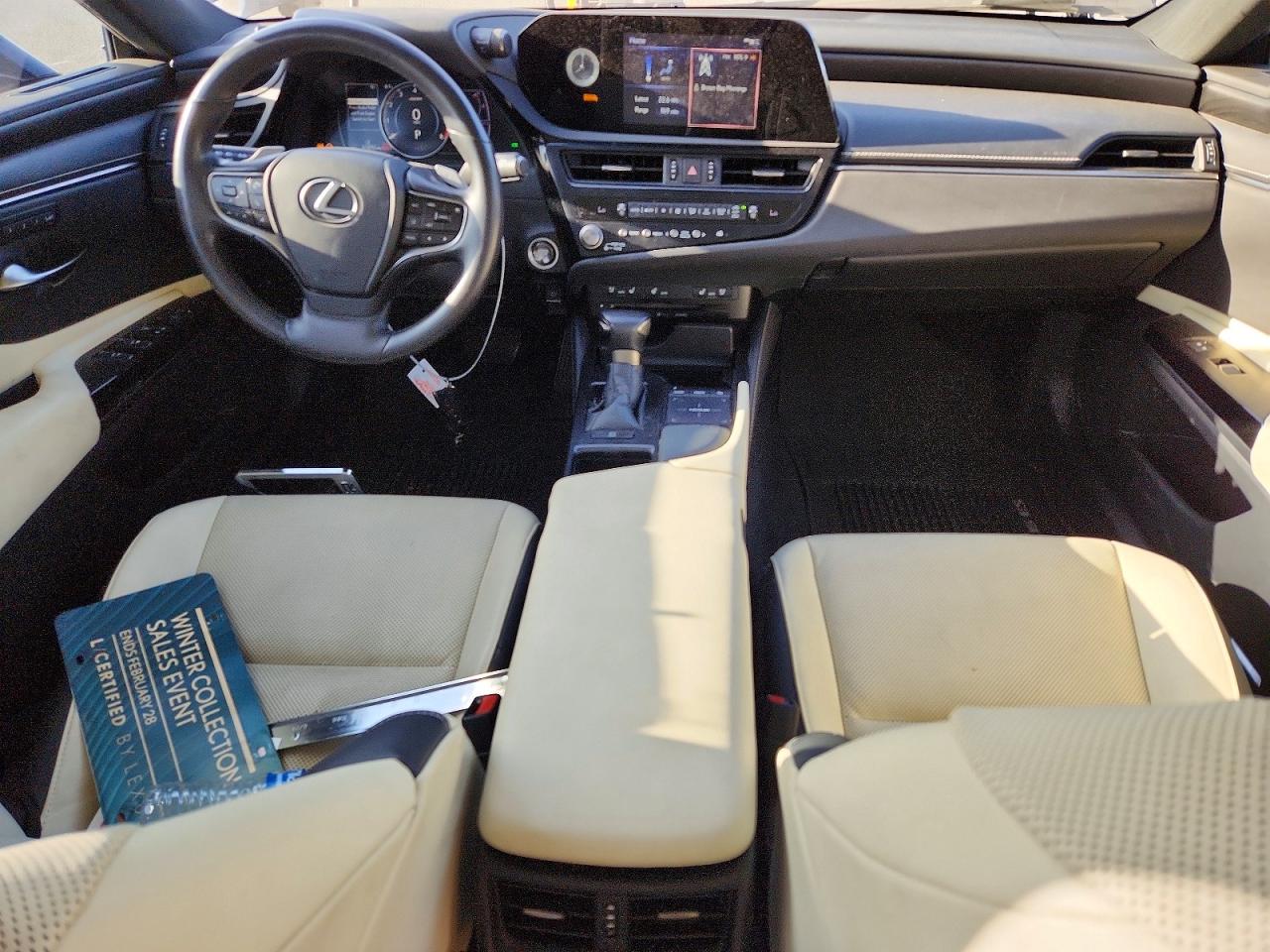 2022 LEXUS ES250