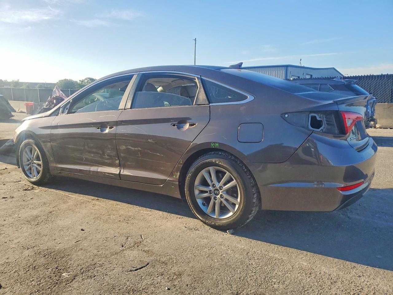 2016 HYUNDAI SONATA