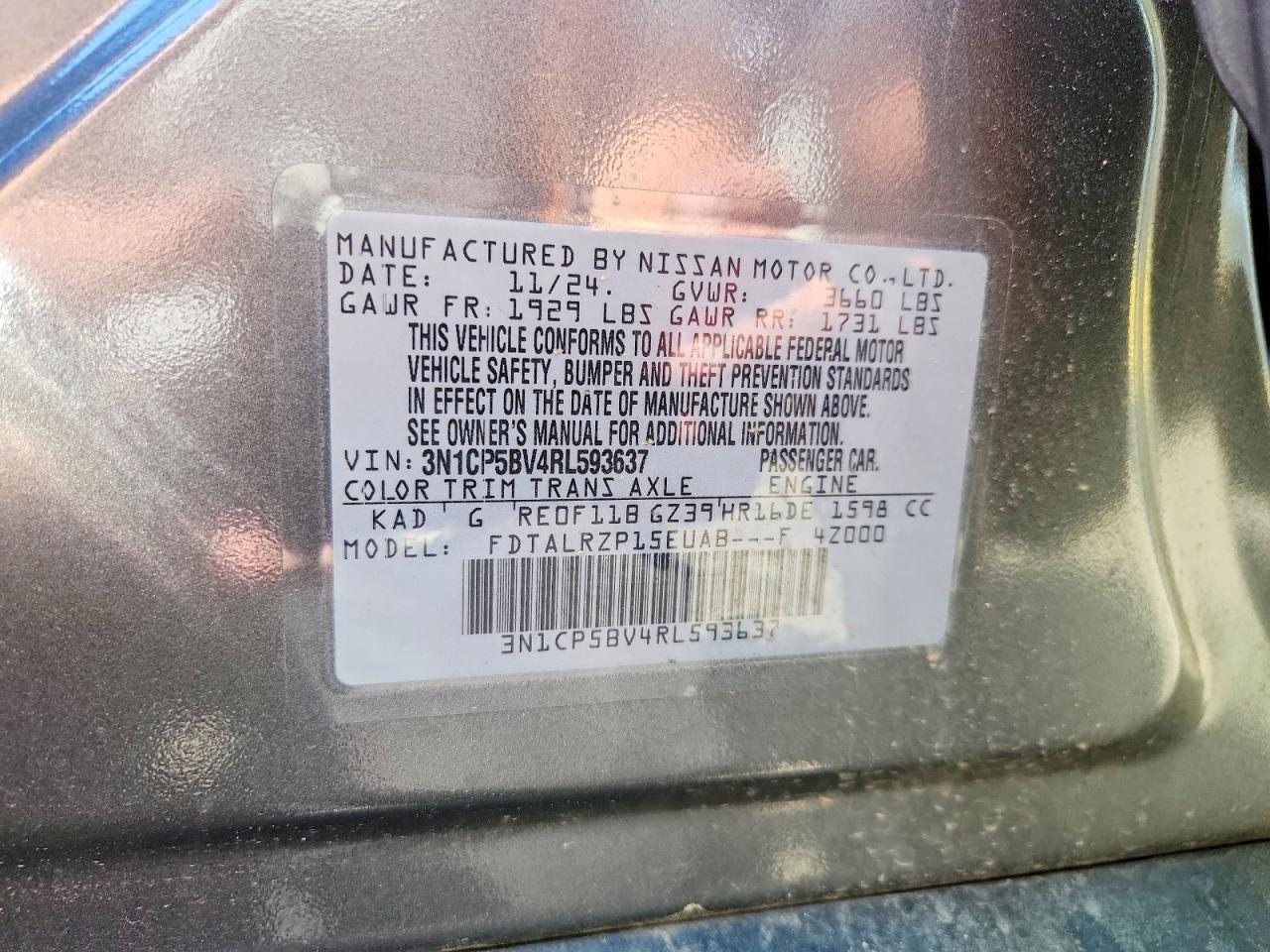 2024 NISSAN KICKS