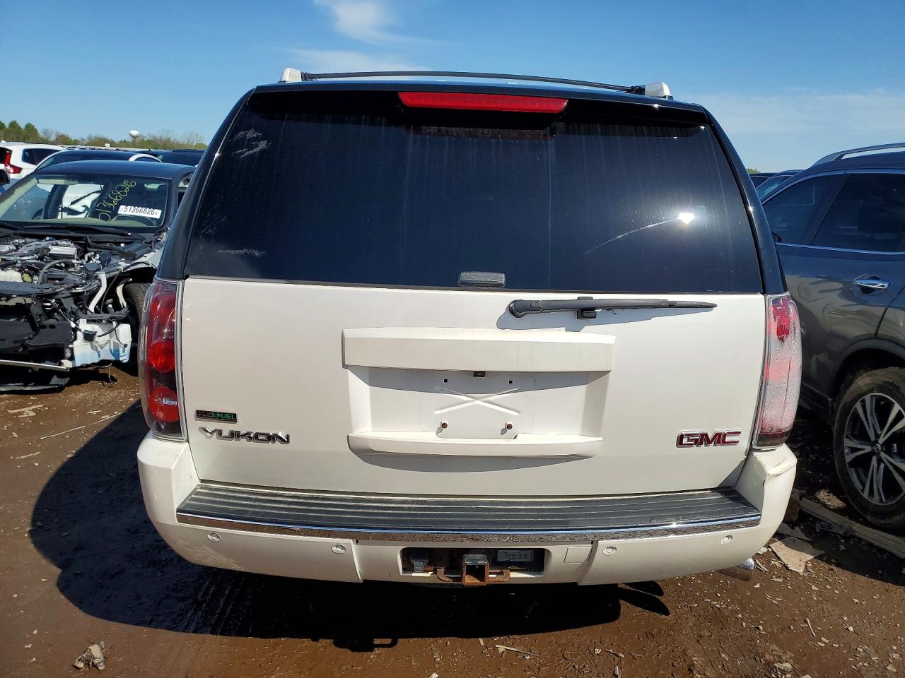 2010 GMC YUKON